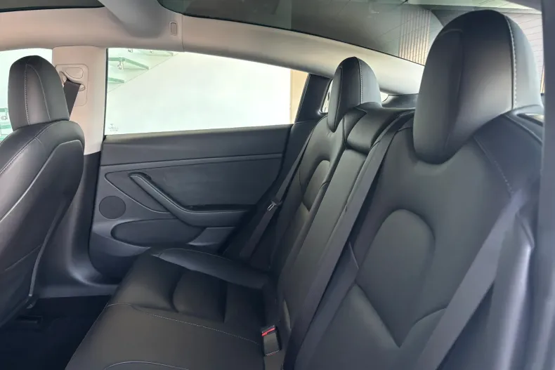 Tesla Model 3 din 2023 cu 98.000 km - oferta TES247671 - foto 18