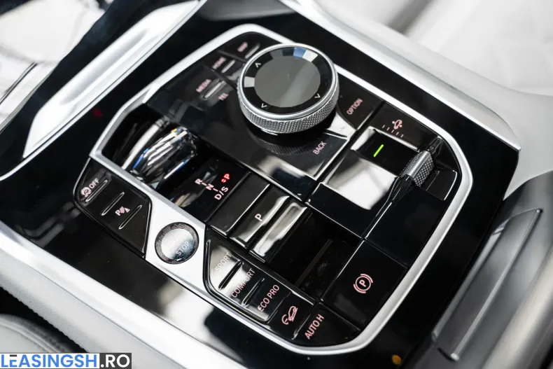 BMW X6 (Seria X) din 2026 cu 21 km - oferta BMW247674 - foto 8