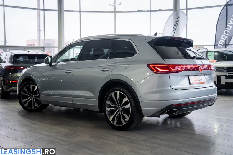 Volkswagen Touareg din 2024 cu 71.125 km - oferta VOL247681 - foto 15