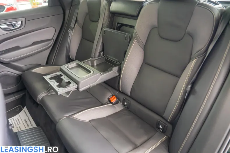 Volvo XC60 din 2020 cu 126.619 km - oferta VOL247683 - foto 23