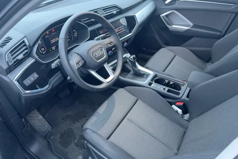 Audi Q3 din 2025 cu 9.800 km - oferta AUD247684 - foto 9