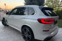BMW X5 (Seria X) din 2021 cu 179.000 km - oferta BMW247685 - foto 2