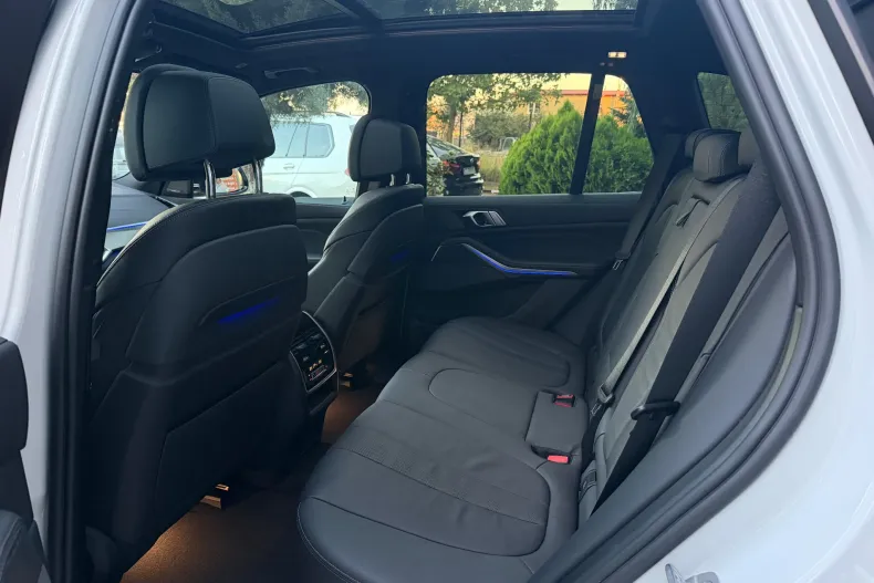 BMW X5 (Seria X) din 2021 cu 179.000 km - oferta BMW247685 - foto 36