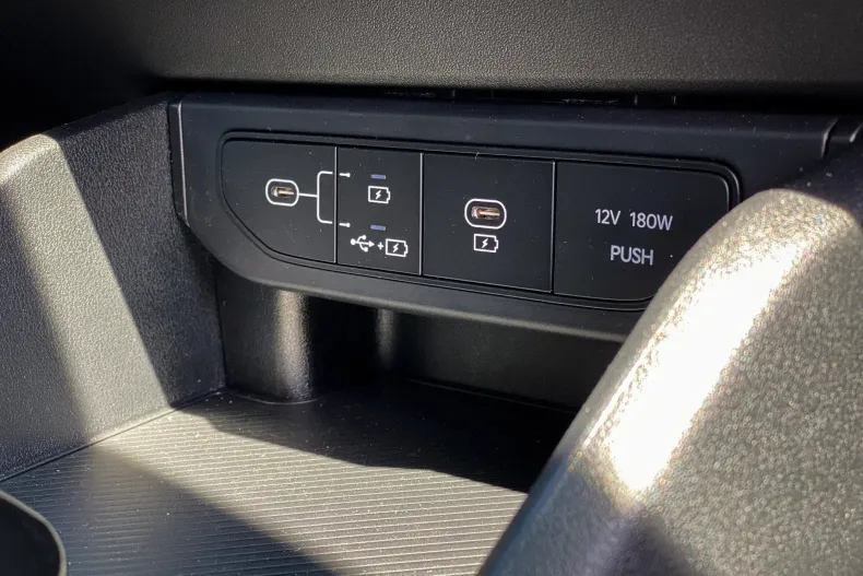 Kia K4 din 2025 cu 1.500 km - oferta KIA247686 - foto 19