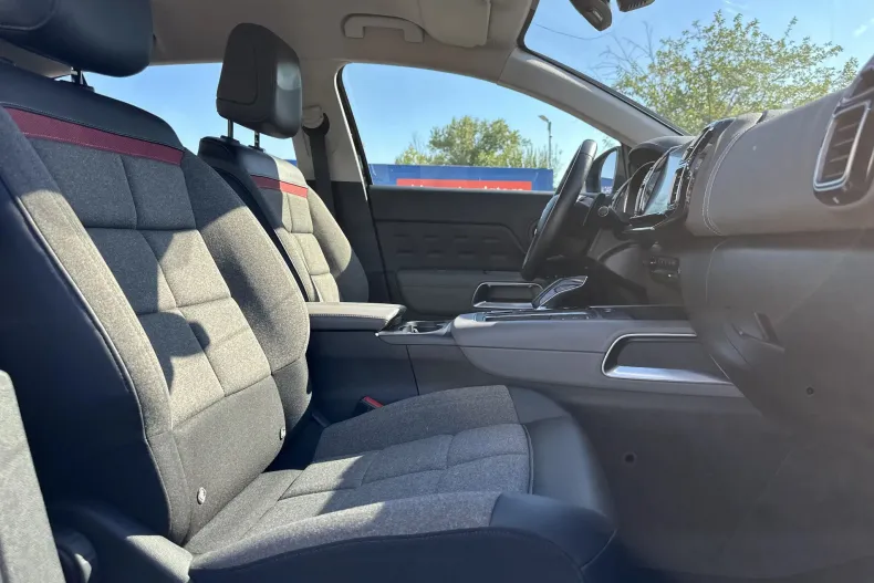 Citroën C5 Aircross din 2021 cu 86.143 km - oferta CIT247693 - foto 11