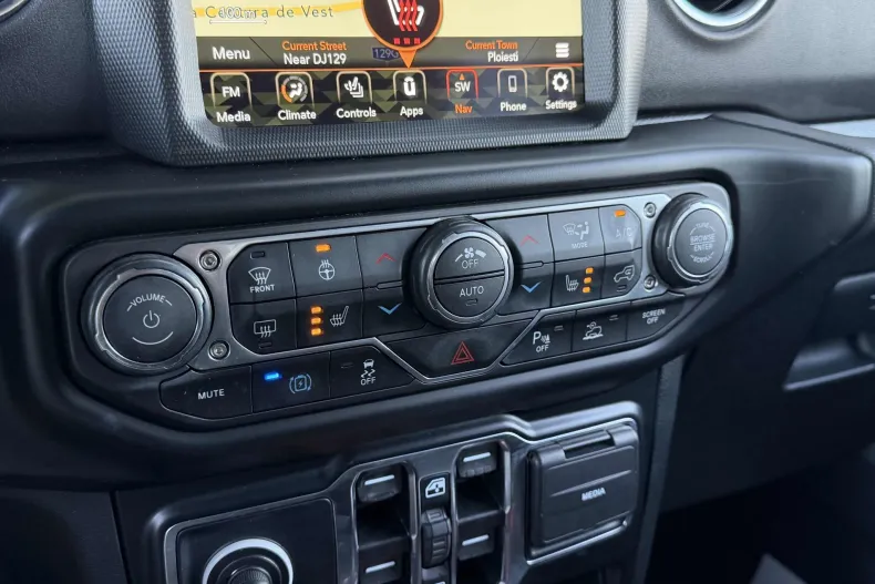 Jeep Wrangler din 2022 cu 90.000 km - oferta JEE247697 - foto 22