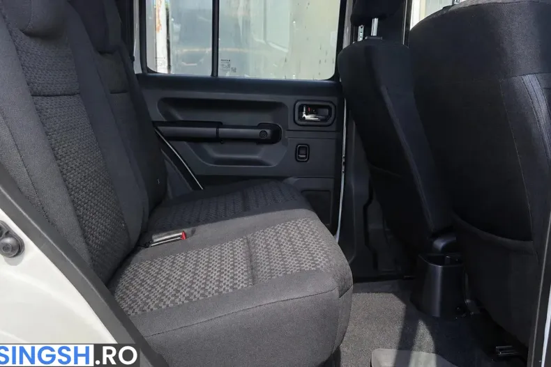 Suzuki Jimny din 2025 cu 3.167 km - oferta SUZ247701 - foto 16