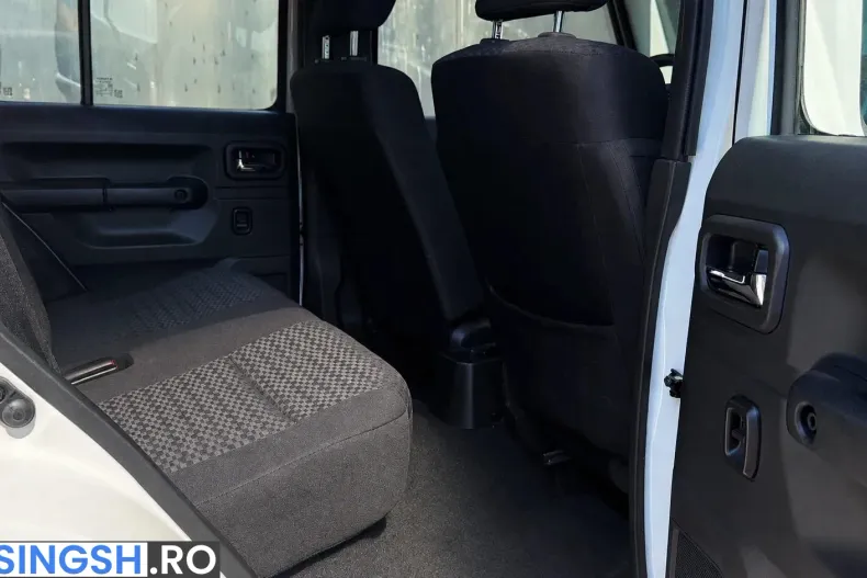 Suzuki Jimny din 2025 cu 3.167 km - oferta SUZ247701 - foto 21