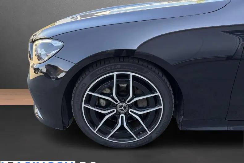 Mercedes-Benz E 200 (Clasa E) din 2021 cu 41.096 km - oferta MER247710 - foto 13