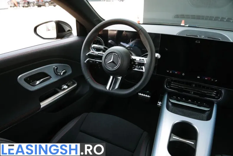Mercedes-Benz CLA 200 (Clasa CLA) din 2025 cu 3.000 km - oferta MER247712 - foto 18