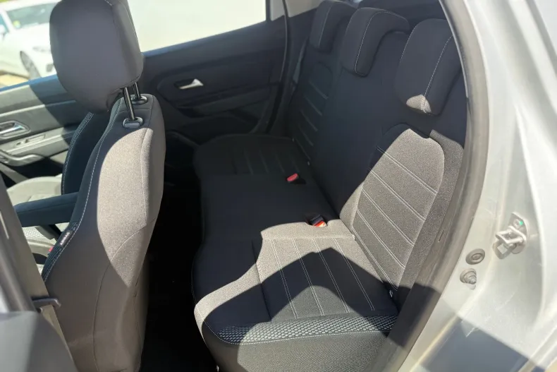 Dacia Duster din 2020 cu 30.514 km - oferta DAC247714 - foto 17