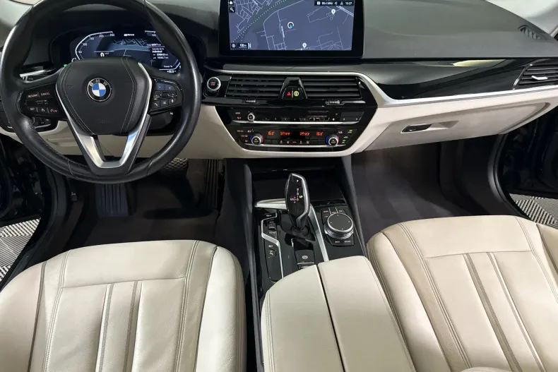BMW 530 (Seria 5) din 2021 cu 64.917 km - oferta BMW247717 - foto 9