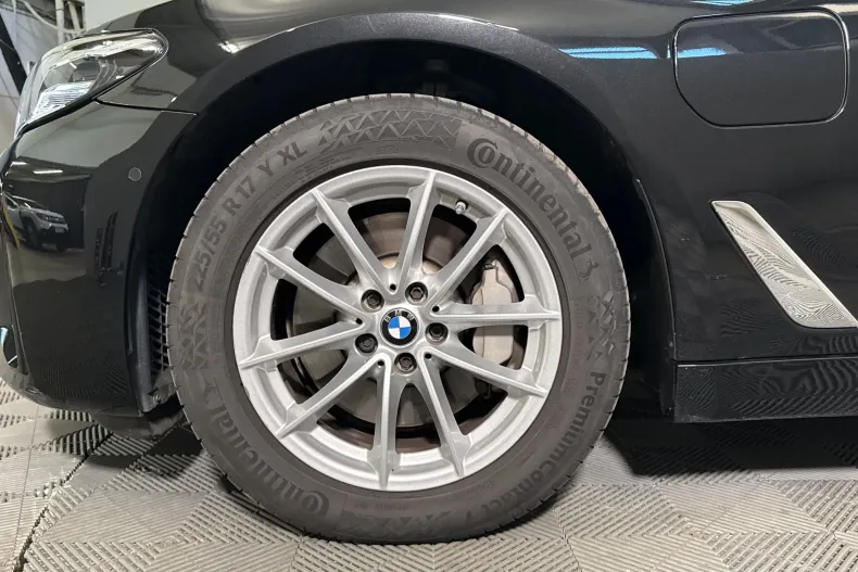BMW 530 (Seria 5) din 2021 cu 64.917 km - oferta BMW247717 - foto 13