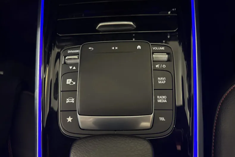 Mercedes-Benz GLB 250 (Clasa GLB) din 2022 cu 63.811 km - oferta MER247718 - foto 17