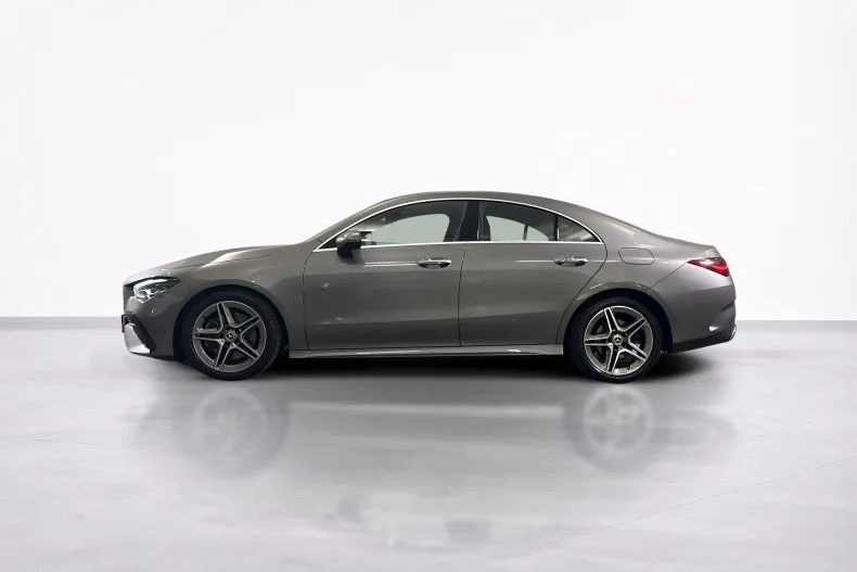 Mercedes-Benz CLA 200 (Clasa CLA) din 2025 cu 17.733 km - oferta MER247721 - foto 2