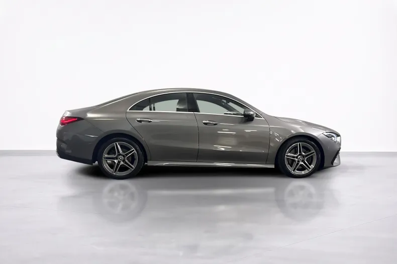 Mercedes-Benz CLA 200 (Clasa CLA) din 2025 cu 17.733 km - oferta MER247721 - foto 6