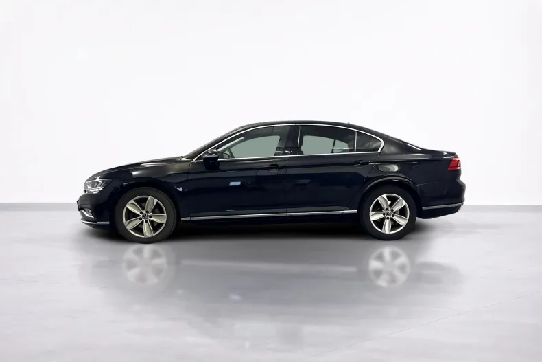 Volkswagen Passat din 2021 cu 75.409 km - oferta VOL247723 - foto 2