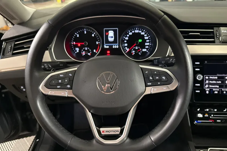 Volkswagen Passat din 2021 cu 75.409 km - oferta VOL247723 - foto 16