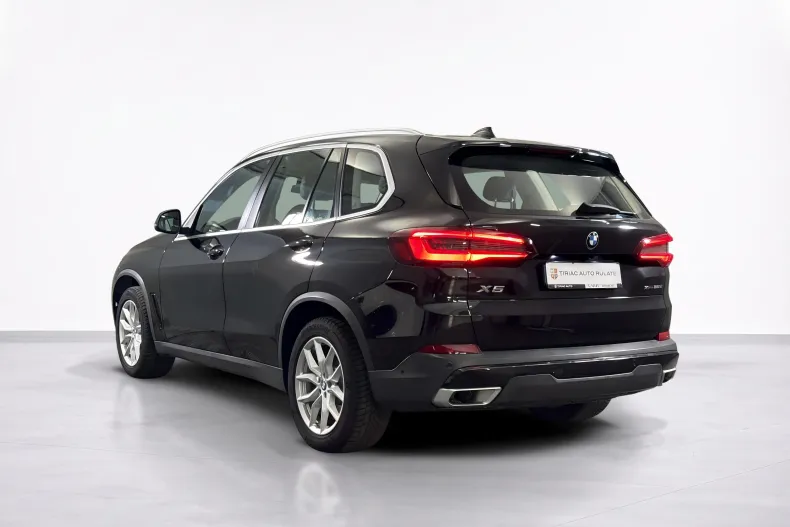 BMW X5 (Seria X) din 2023 cu 138.659 km - oferta BMW247725 - foto 4