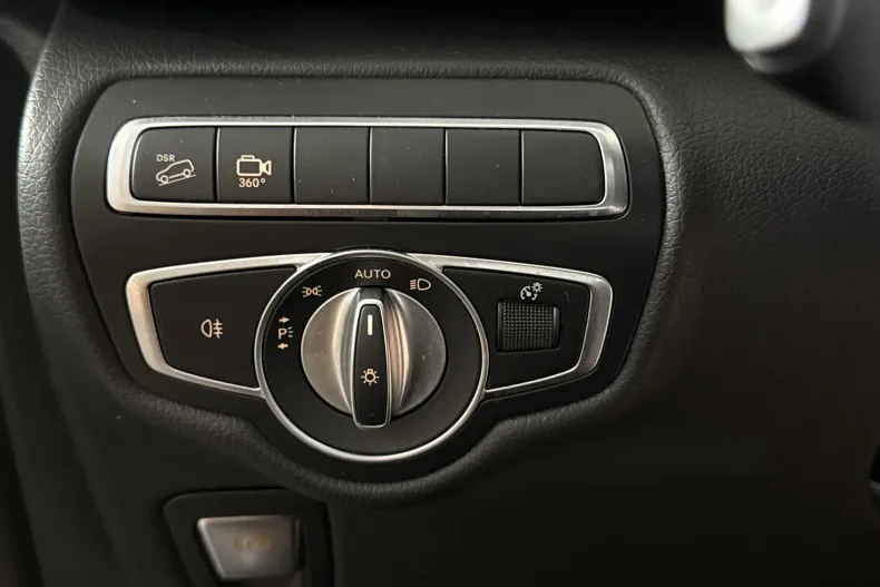Mercedes-Benz V 250 (Clasa V) din 2021 cu 54.117 km - oferta MER247727 - foto 16