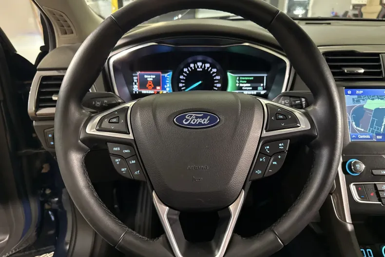 Ford Mondeo din 2021 cu 70.815 km - oferta FOR247728 - foto 16