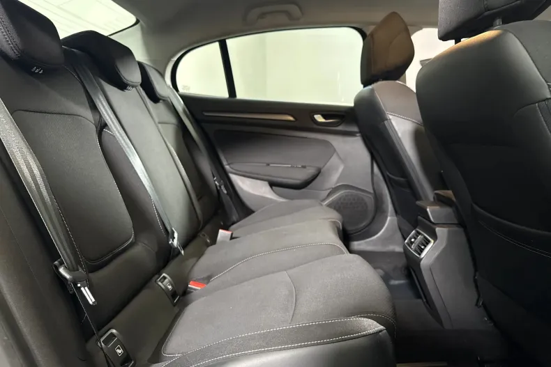Renault Megane din 2022 cu 51.479 km - oferta REN247729 - foto 12