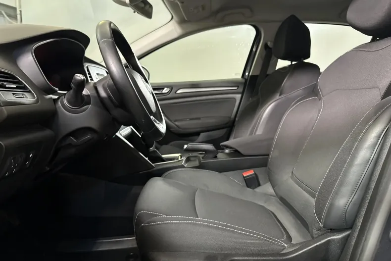 Renault Megane din 2022 cu 51.479 km - oferta REN247729 - foto 18