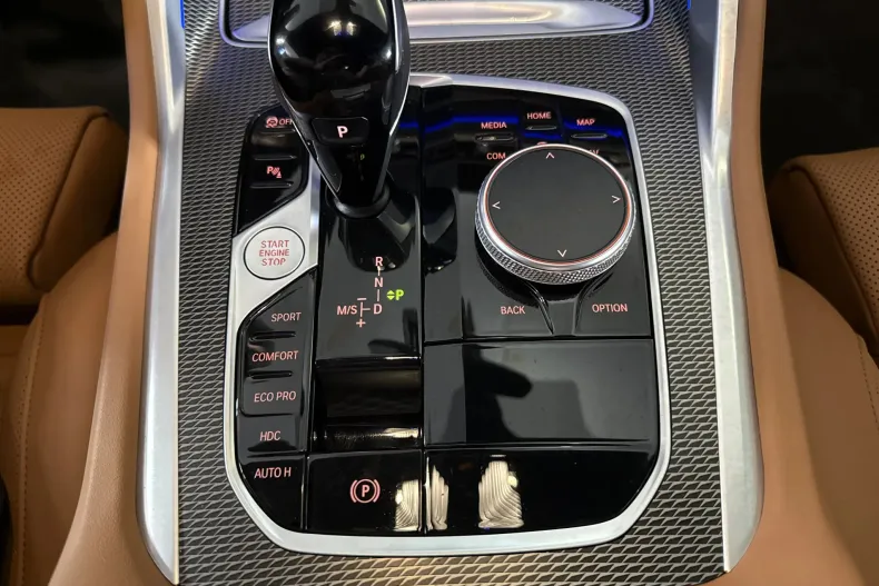 BMW X6 (Seria X) din 2023 cu 34.163 km - oferta BMW247731 - foto 17