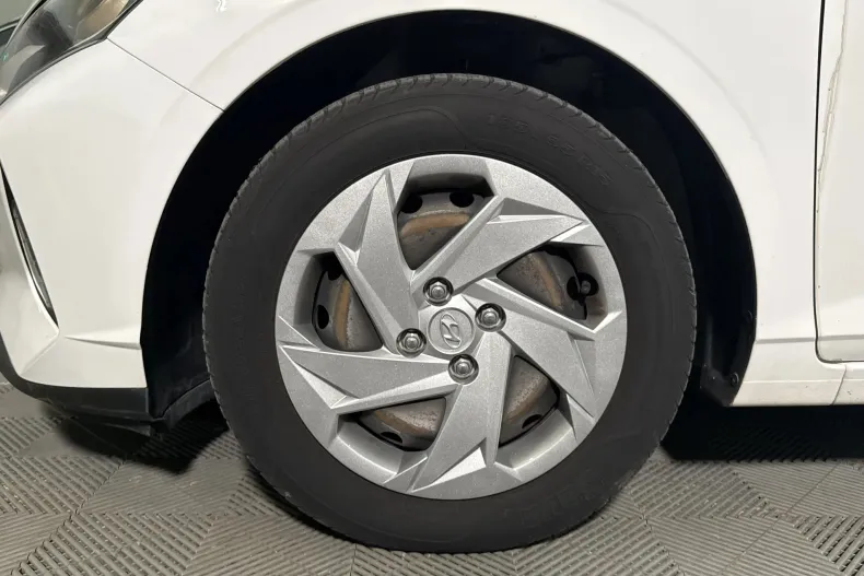 Hyundai i20 din 2022 cu 51.396 km - oferta HYU247732 - foto 13