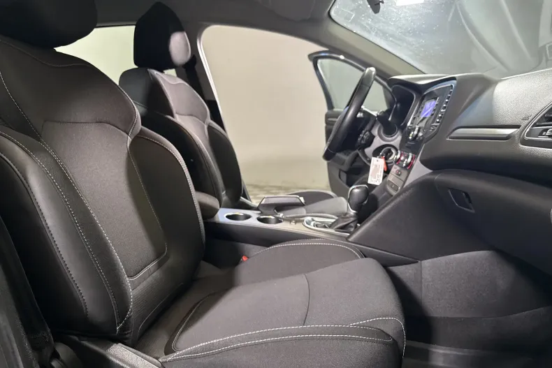 Renault Megane din 2022 cu 54.468 km - oferta REN247737 - foto 11
