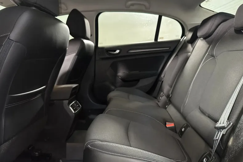 Renault Megane din 2022 cu 54.468 km - oferta REN247737 - foto 12