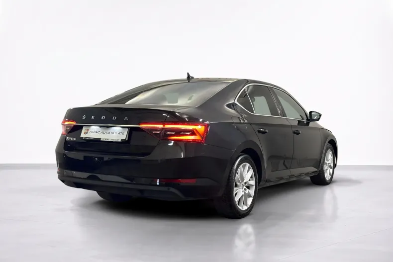 Skoda Superb din 2024 cu 136.974 km - oferta SKO247739 - foto 5