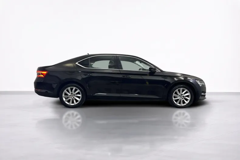 Skoda Superb din 2024 cu 136.974 km - oferta SKO247739 - foto 6