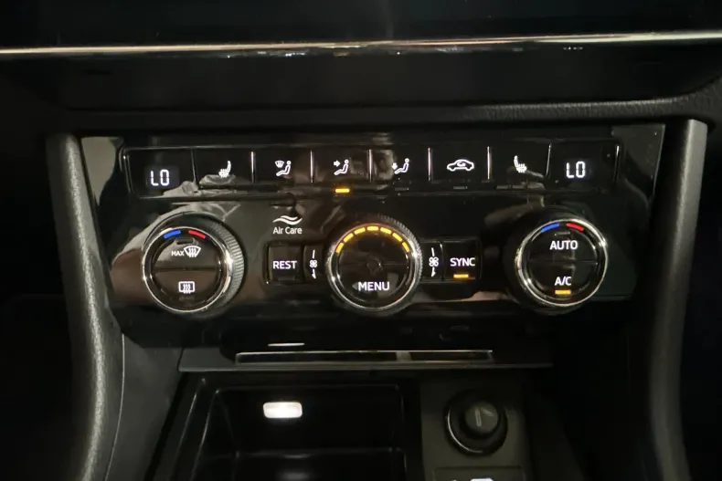 Skoda Superb din 2024 cu 136.974 km - oferta SKO247739 - foto 18