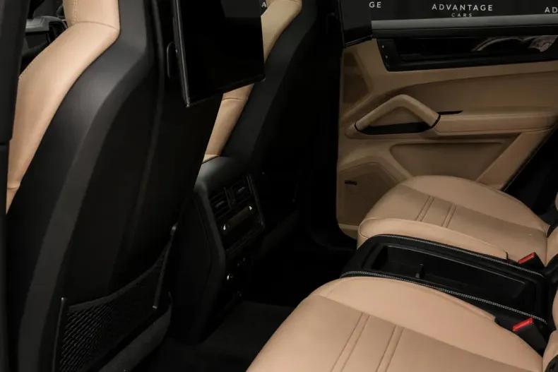 Porsche Cayenne din 2026 cu 10 km - oferta POR247747 - foto 6