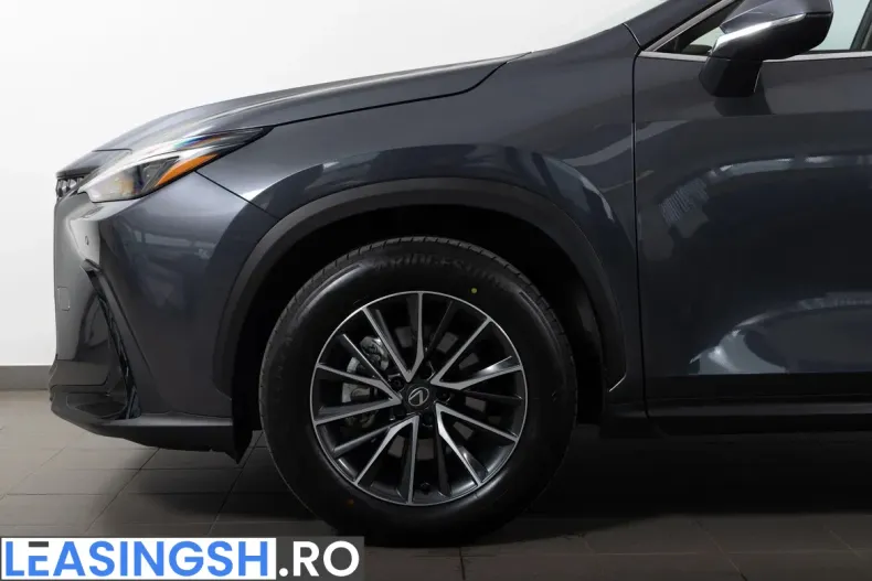 Lexus Seria NX din 2026 cu 5.900 km - oferta LEX247748 - foto 8