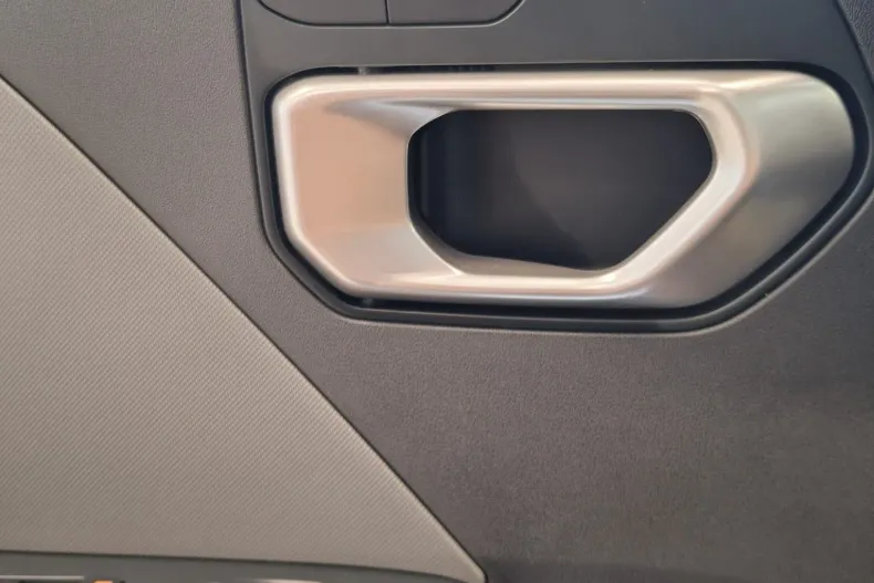 Kia K4 din 2025 cu 5 km - oferta KIA247753 - foto 13