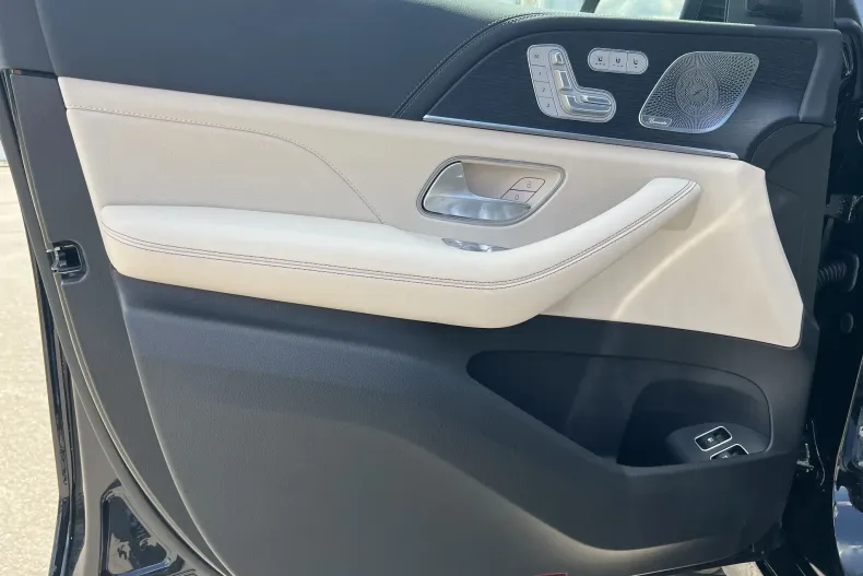 Mercedes-Benz GLE 53 AMG (Clasa GLE) din 2026 cu 6.000 km - oferta MER247754 - foto 10
