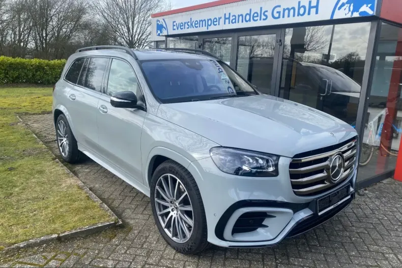 Mercedes-Benz GLS 580 (Clasa GLS) din 2023 cu 33.900 km - oferta MER247761 - foto 1
