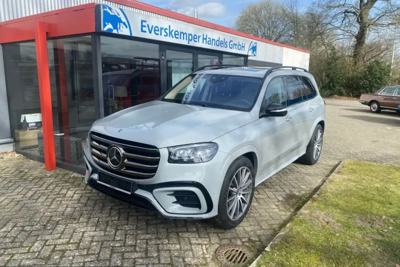 Mercedes-Benz GLS 580 (Clasa GLS) din 2023 cu 33.900 km - oferta MER247761 - foto 2