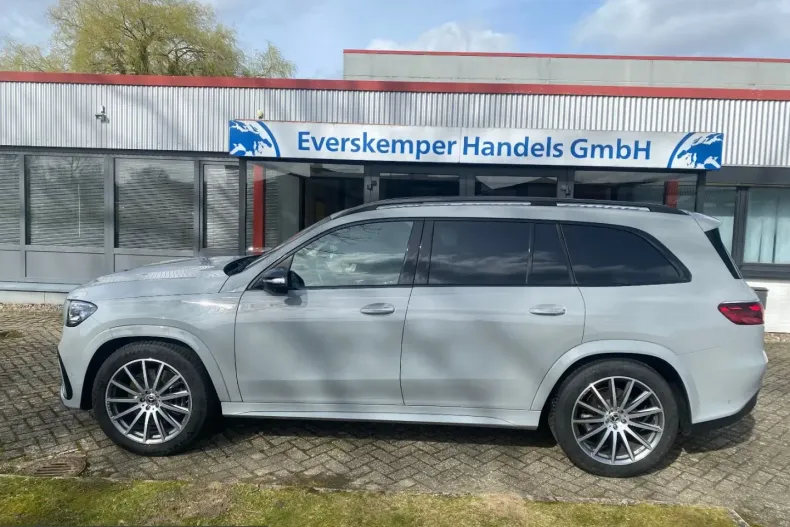 Mercedes-Benz GLS 580 (Clasa GLS) din 2023 cu 33.900 km - oferta MER247761 - foto 3