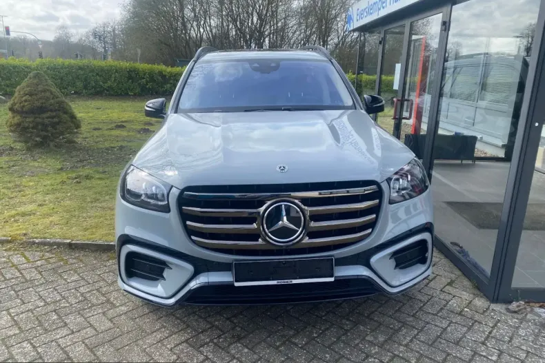 Mercedes-Benz GLS 580 (Clasa GLS) din 2023 cu 33.900 km - oferta MER247761 - foto 5
