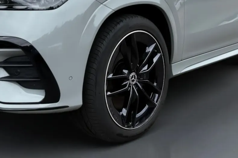 Mercedes-Benz GLE 450 (Clasa GLE) din 2023 cu 33.964 km - oferta MER247770 - foto 4