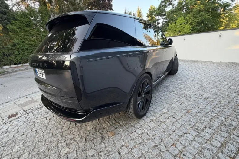 Land Rover Range Rover din 2025 cu 19.800 km - oferta LAN247785 - foto 8