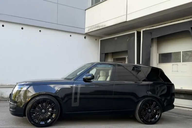 Land Rover Range Rover din 2025 cu 22.500 km - oferta LAN247786 - foto 5