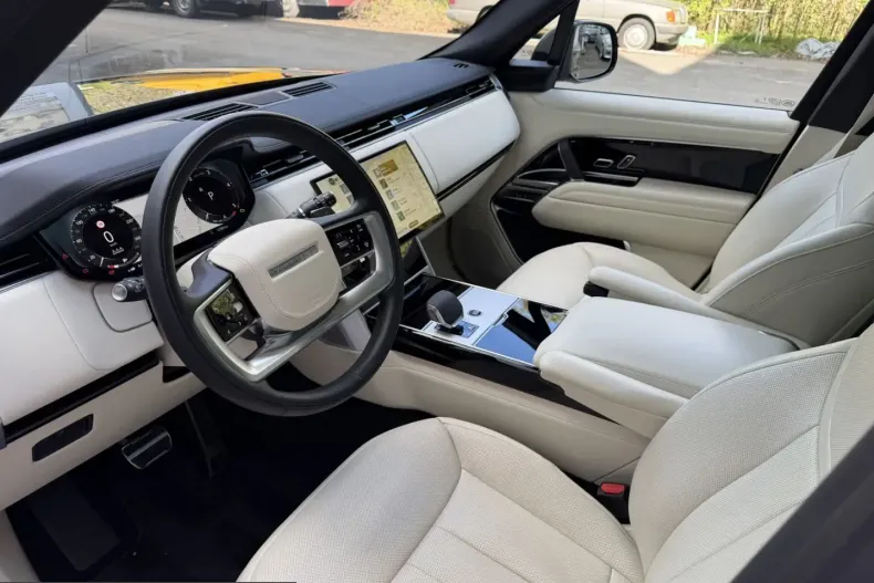 Land Rover Range Rover din 2025 cu 22.500 km - oferta LAN247786 - foto 14