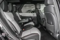 Land Rover Discovery din 2025 cu 13.757 km - oferta LAN247788 - foto 5