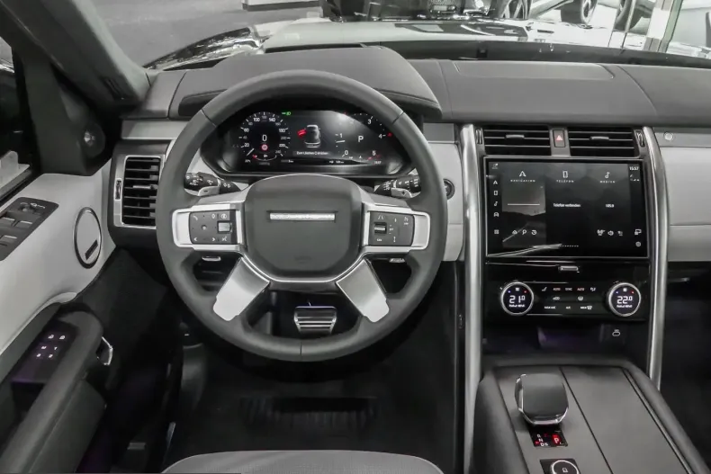 Land Rover Discovery din 2025 cu 13.757 km - oferta LAN247788 - foto 18