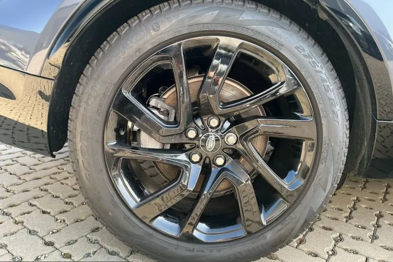 Land Rover Discovery din 2025 cu 3.484 km - oferta LAN247789 - foto 8