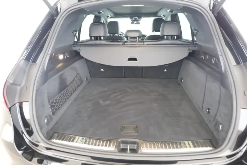 Mercedes-Benz GLE 400 (Clasa GLE) din 2023 cu 63.793 km - oferta MER247791 - foto 14